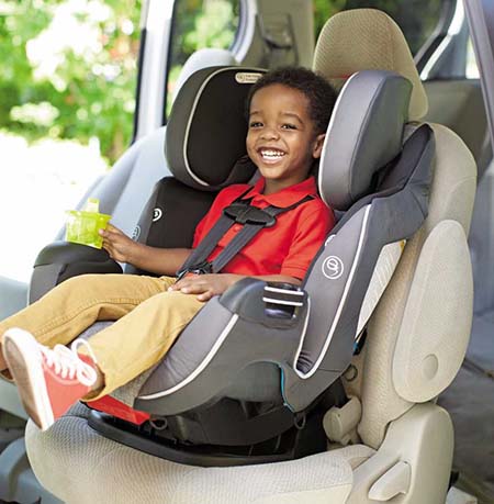 child in evenflo car seat